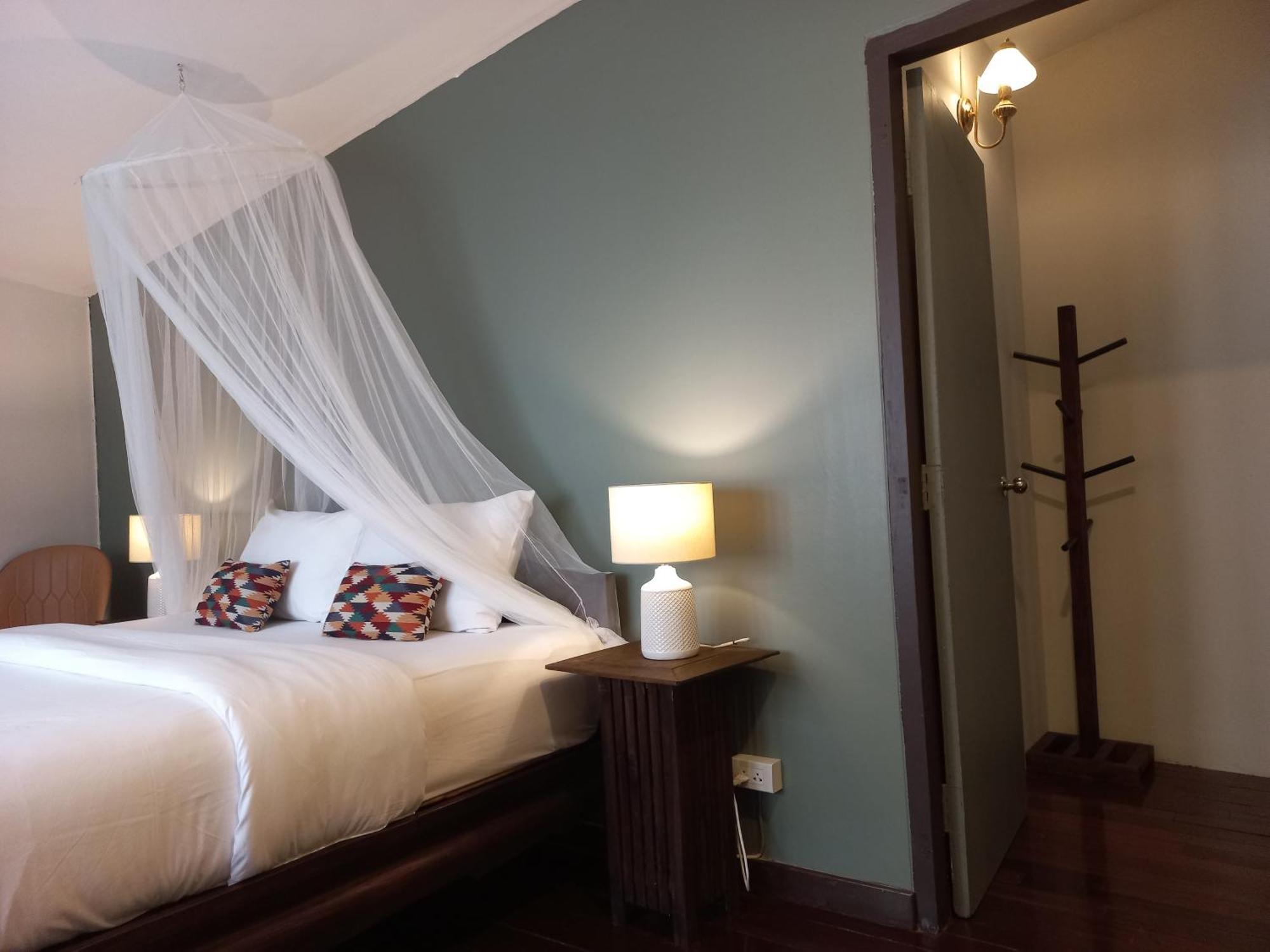 Inn Oon Villa (Adults Only) チエンマイ 部屋 写真
